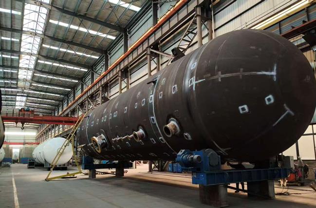 国内首制88K VLGC 300m³甲板